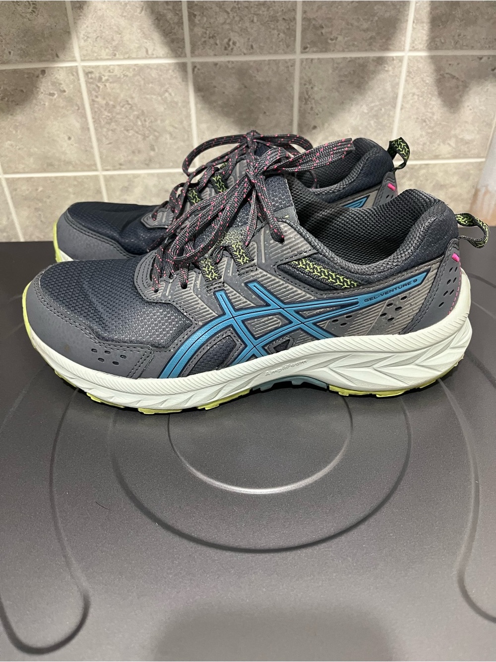 Asics Grey & Blue Women's Gel Venture 9 Running Sneakers with Lime Accents